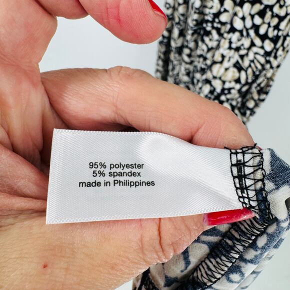 Lane Bryant Black White Floral Wrap Maxi Dress Women’s Plus Size 18/20 - Picture 8 of 9